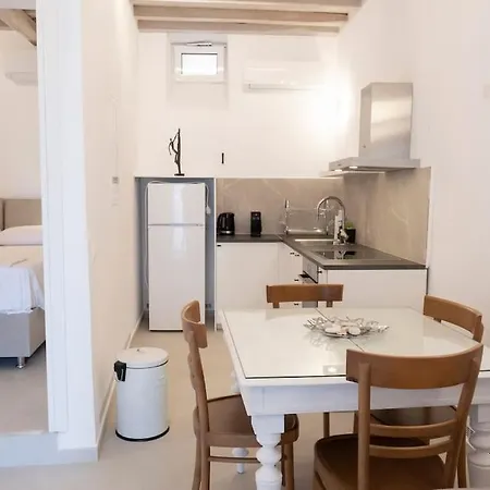 דירה Dolce Ermoupolis Ii *